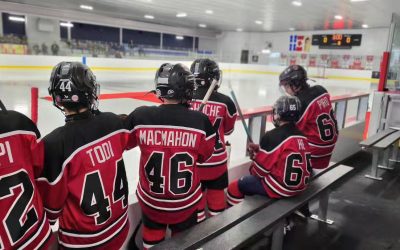 Une Vague d’Énergie sur la Glace : Le Tournoi de l’Association Monteuil Hockey