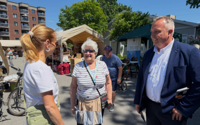 La députée de Vimont visite le Grand Bazar du Service bénévole d’entraide Vimont–Auteuil
